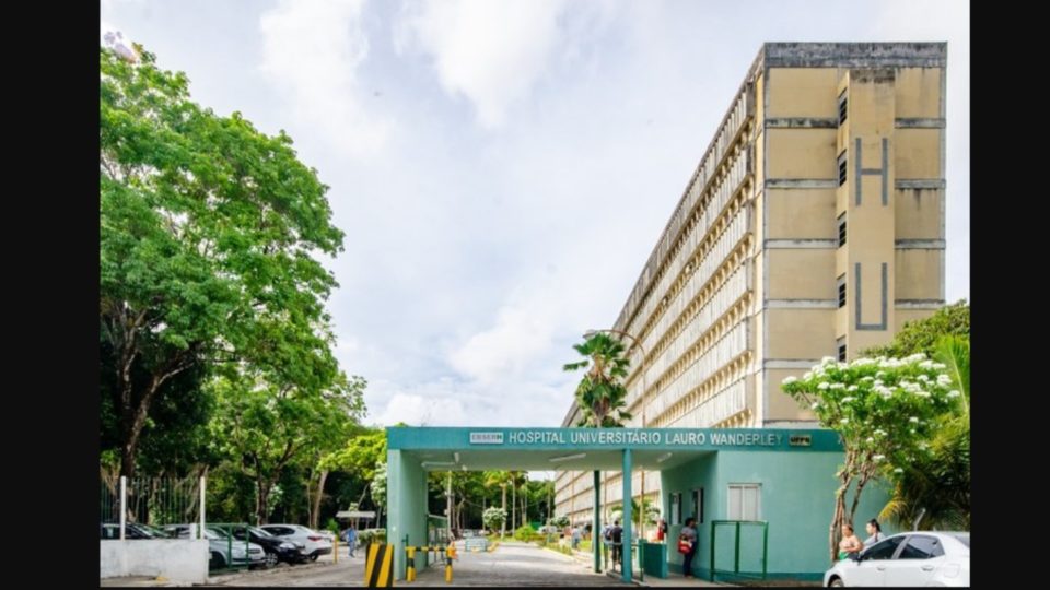 Igreja evangélica promove aglomeração e agora terá de fazer doação a hospital Equipamentos vão beneficiar Hospital Universitário Lauro Wanderley, mantido pela Universidade Federal da Paraíba.