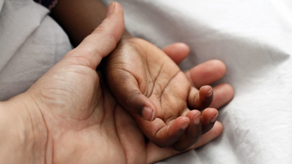 Justiça nega adoção devido à crença religiosa da mãe. Aconteceu no Brasil! Justiça nega adoção devido à crença religiosa da mãe. Aconteceu no Brasil!