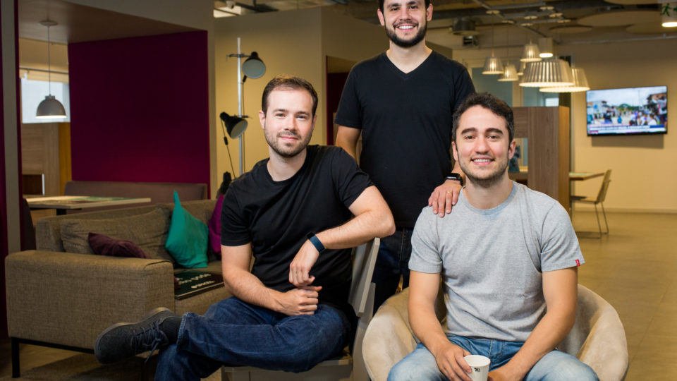 Com seguro de vida por R$ 5, startup Azos quer “abocanhar” o mercado azos