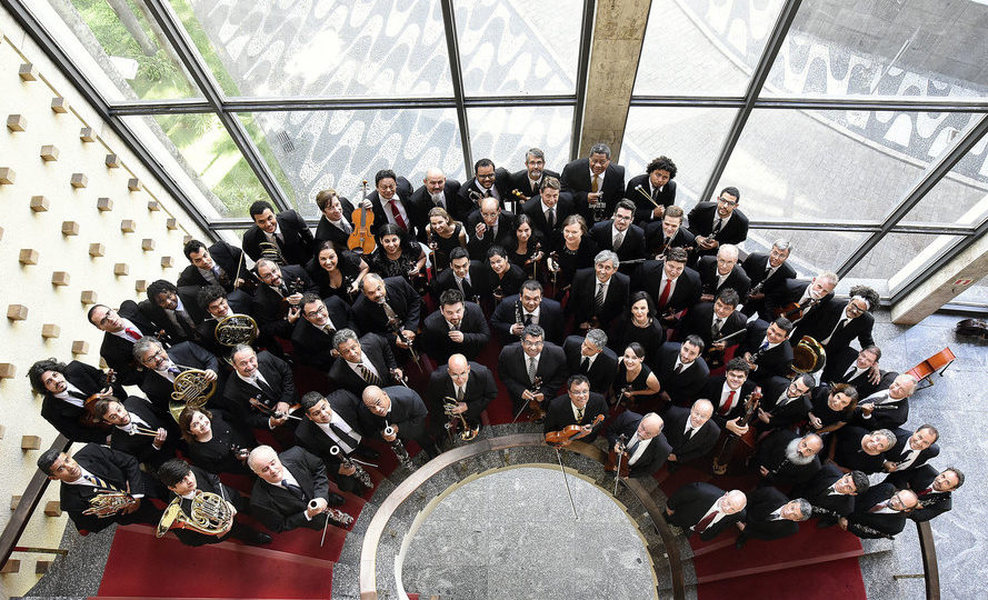 Orquestra Sinfônica do Paraná oferece aulas virtuais e gratuitas Músicos da Orquestra Sinfônica do Paraná oferecem aulas virtuais gratuitas.