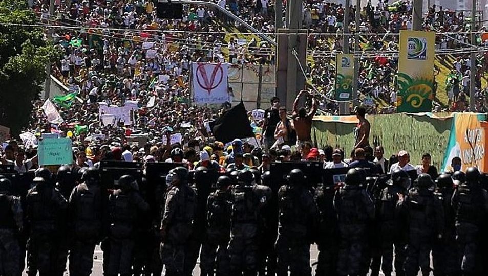 STF: imprensa ferida pela polícia em protestos deve ser indenizada