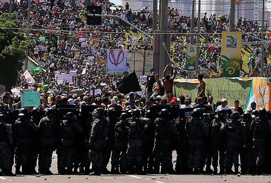 STF: imprensa ferida pela polícia em protestos deve ser indenizada
