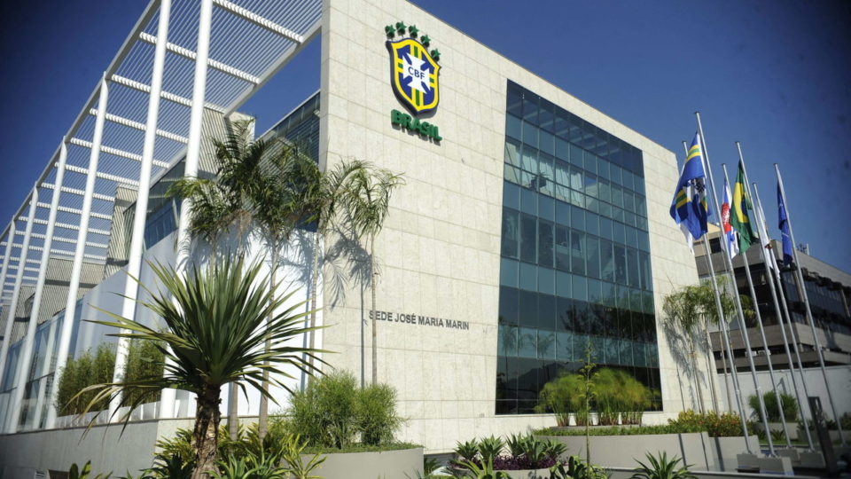 STF faz o certo e deixa Copa América para CBF resolver Copa América não é e nem nunca foi uma questão para o STF. No Brasil, até o futebol chega à Suprema Corte.