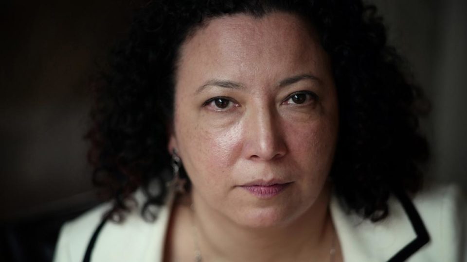 Justiça britânica confirma liberdade para dizer que “homens não podem se tornar mulheres” A corte reconheceu Maya Forstater não usou linguagem “ofensiva e excludente” ao postar coisas como “homens não podem se transformar em mulheres”.