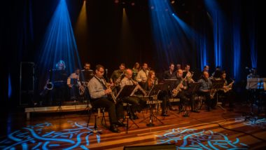 Única orquestra de saxofone do Brasil, grupo curitibano Ensax lança EP produzido na pandemia As gravações foram todas feitas individualmente e depois mixadas, resultando em um trabalho inédito para o grupo: o primeiro EP em sete anos de orquestra.