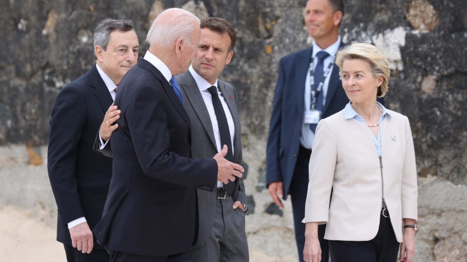 G7 debaterá plano para acelerar resposta a futuras pandemias Cúpula do G7 na Cornualha reúne principais líderes mundiais.