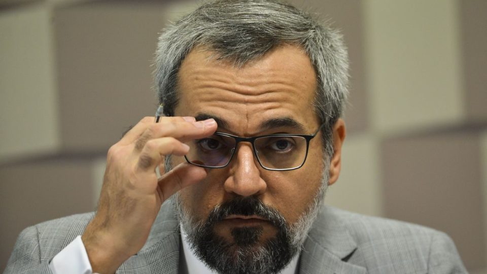 A hipótese de Weintraub: o esquerdismo das federais é o menor dos problemas A ideia de que as federais devem ser privatizadas para acabar com a doutrinação esquerdista não faz sentido.