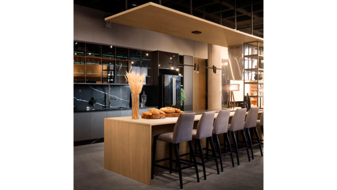 Grano: representação da vida, com a inspiração do trigo, que alimentou a humanidade por séculos.