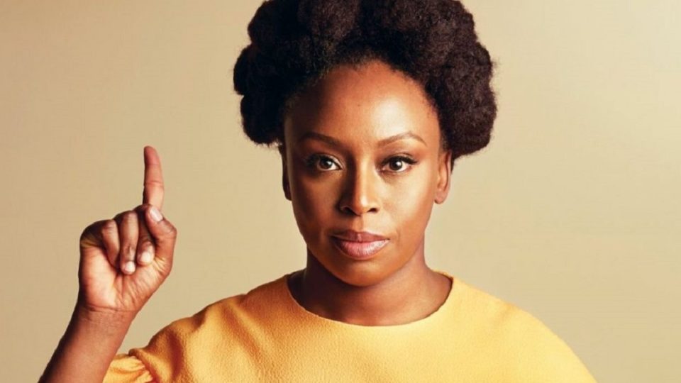 Roda Viva mostra mais uma vez que Freyre estava certo A obra que Chimamanda gostaria de ver feita na Nigéria foi feita no Brasil.