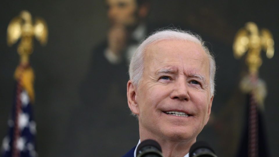 Governo Biden admite que não cumprirá meta de vacinação contra Covid Presidente dos EUA, Joe Biden