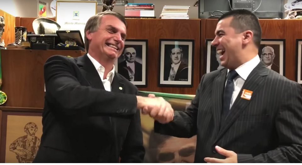 Com depoimento dos irmãos Miranda, CPI da Covid tenta chegar a Bolsonaro Miranda