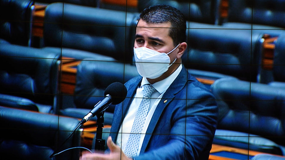 Relator pede continuidade do processo contra Luis Miranda no Conselho de Ética O deputado federal Luís Miranda (DEM-DF), novo "homem bomba" da CPI
