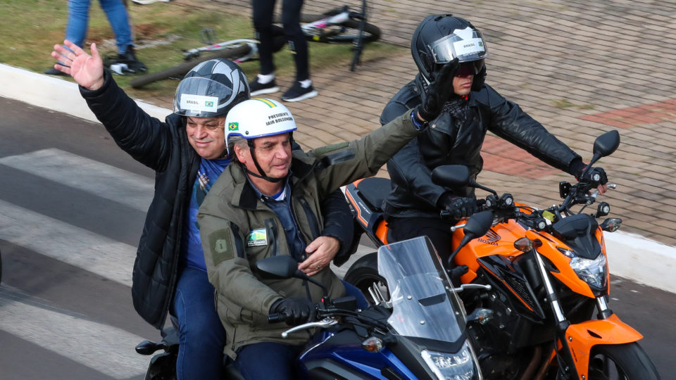 Bolsonaro em motociata de Chapecó