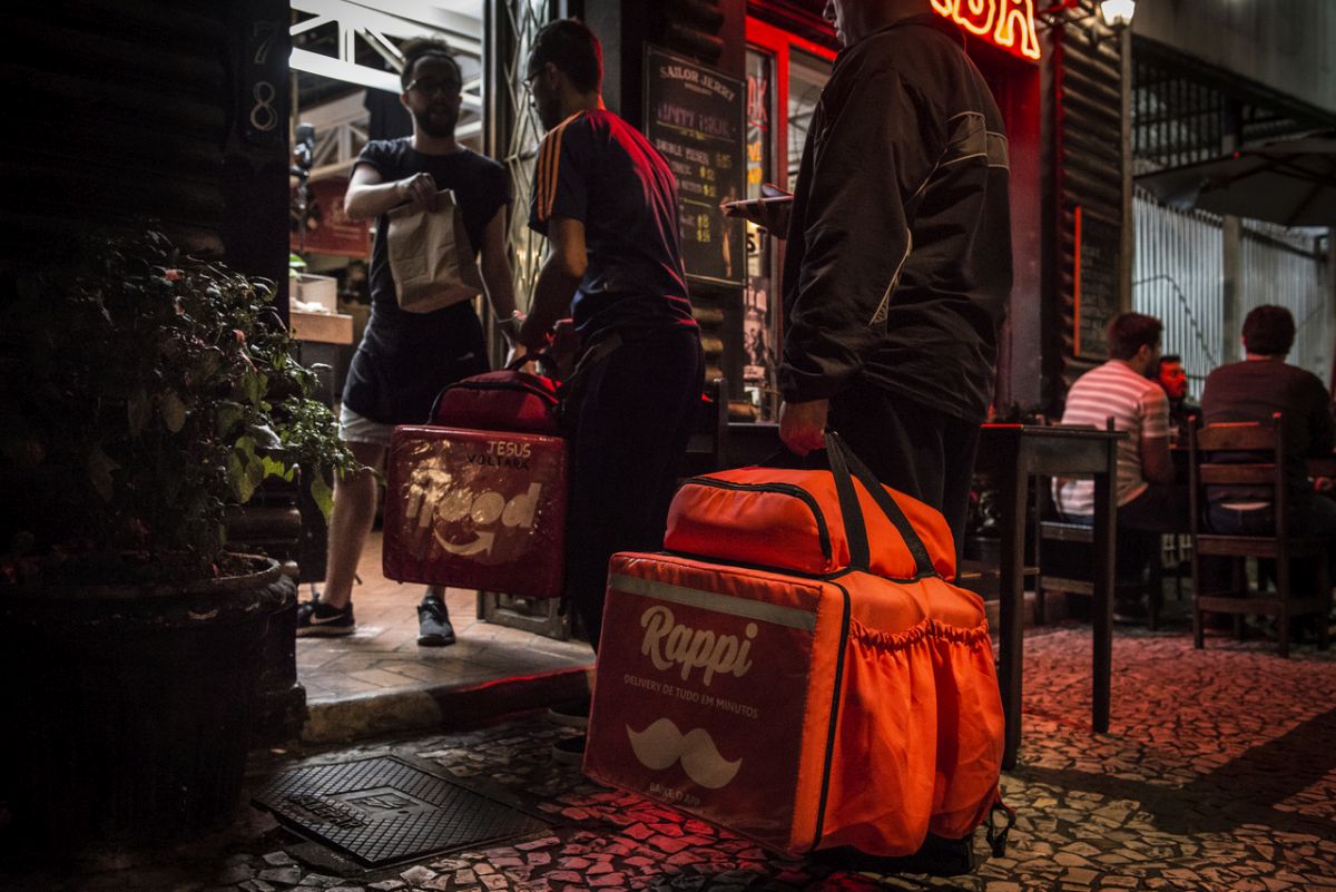 Entrega de comida cresceu 20% no dia dos namorados deste ano na comparação com a mesma data de 2020.