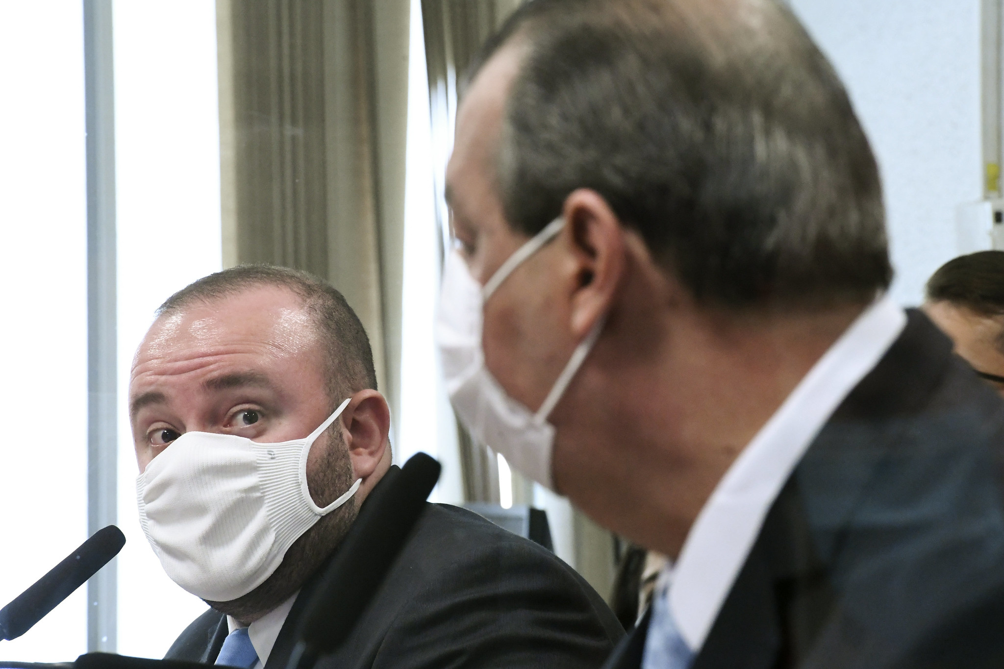 O deputado Fausto Júnior e o presidente da CPI, senador Omar Aziz