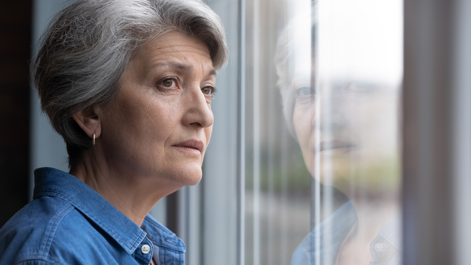 Brasil tem atualmente 28 milhões de idosos, que representam 13% da população total e o isolamento pelos familiares pode levar a quadros de depressão.