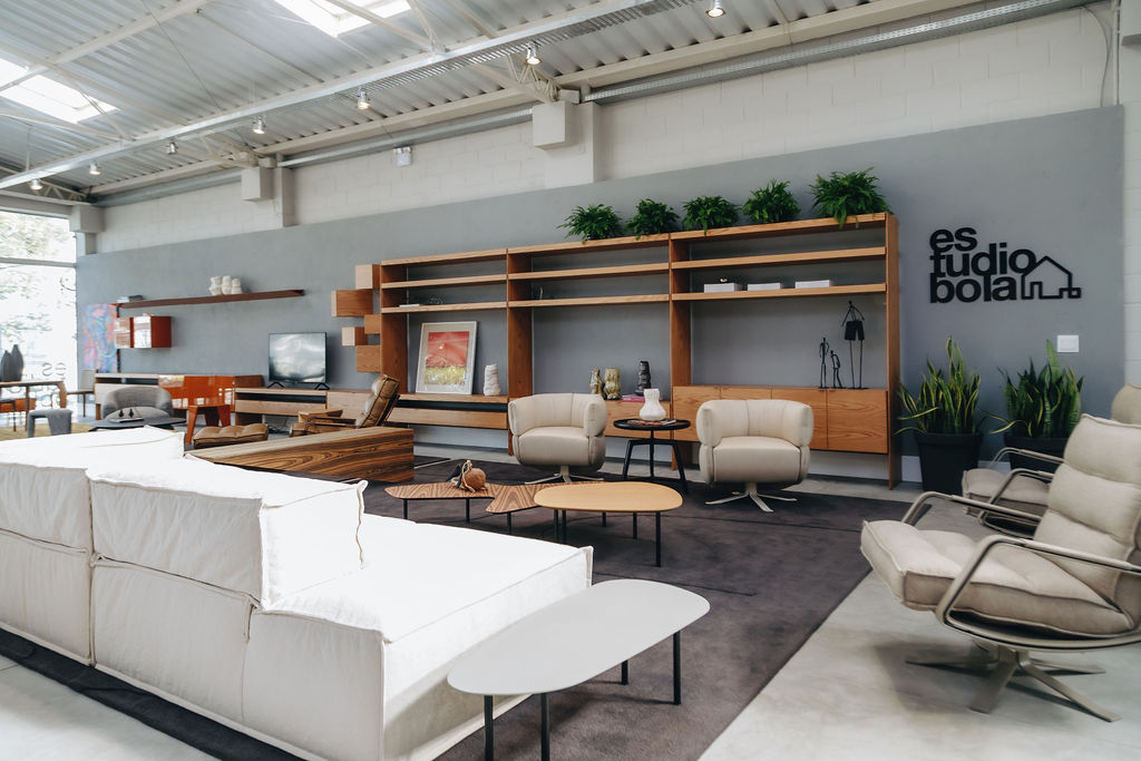 Showroom exclusivo do Estudiobola na Inove Design tem toda a coleção da marca à disposição.