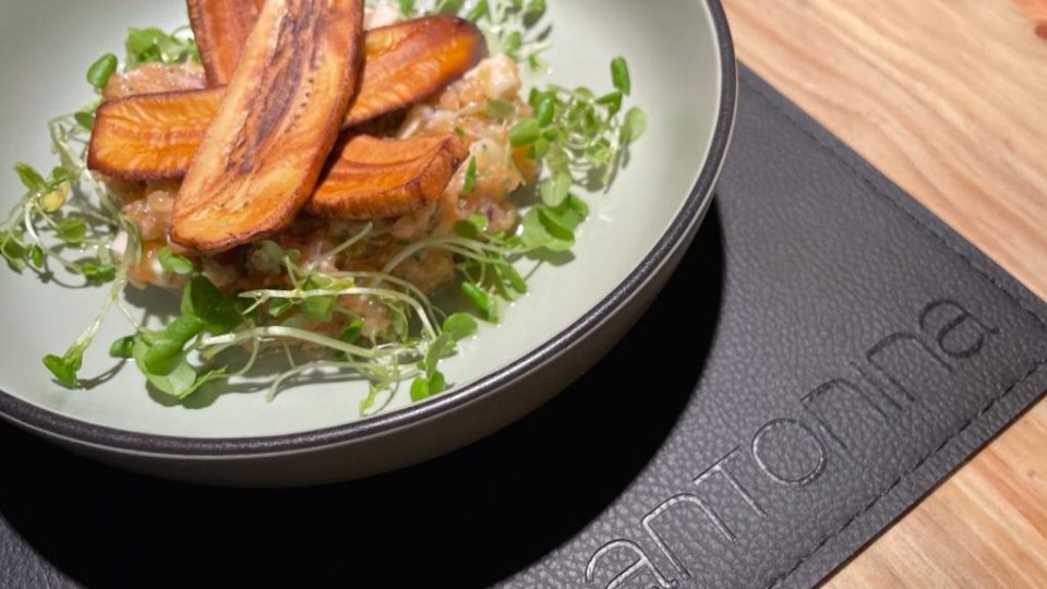 Restaurante Antonina traz para Curitiba comida caiçara com releitura e inspiração contemporânea comida caiçara