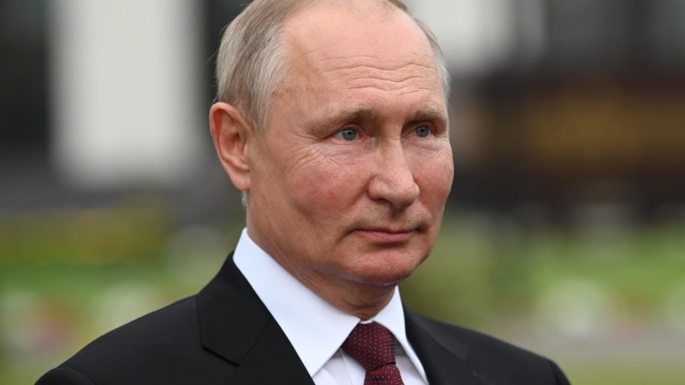 Putin decreta que só espumante da Rússia pode ser chamado de champanhe e franceses reagem O presidente da Rússia, Vladimir Putin