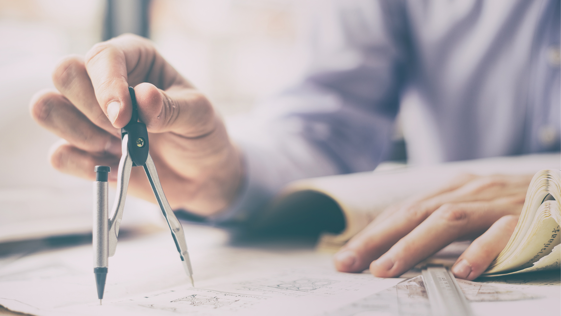 Arquitetos e alfaiates compartilham a capacidade de traduzir desejos abstratos em projetos sob medida.