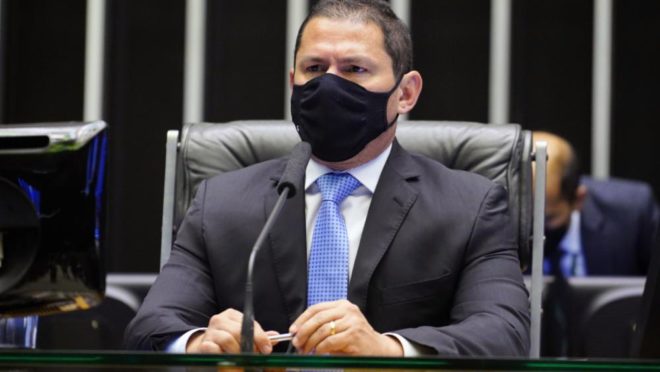 Vice-presidente da Câmara vê ameaça de fechamento do Congresso em fala de Bolsonaro - Vimarsana News