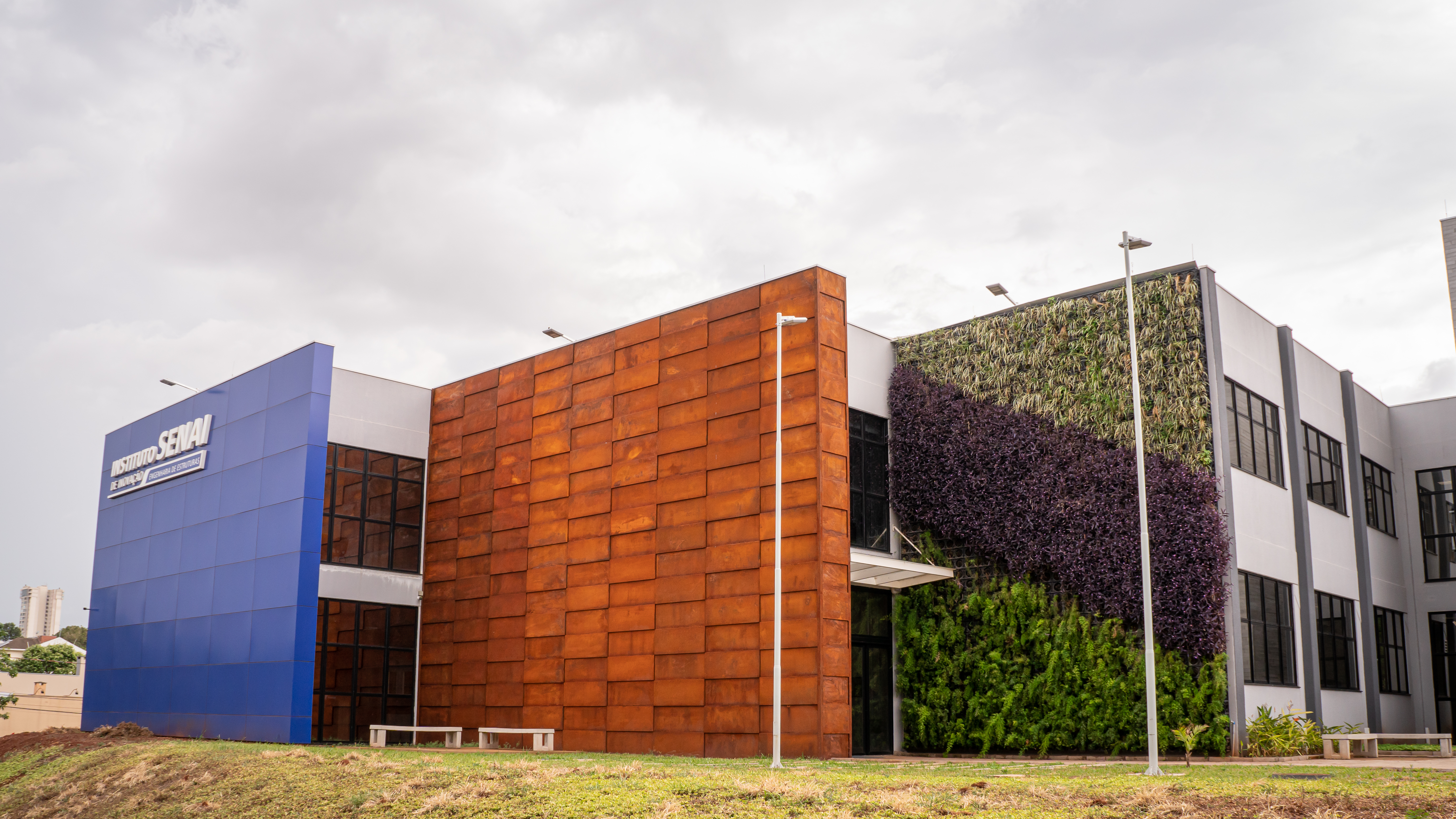 O leito robótico foi criado no Instituto Senai de Tecnologia em Metalmecânica em parceria com a AMR Robotics