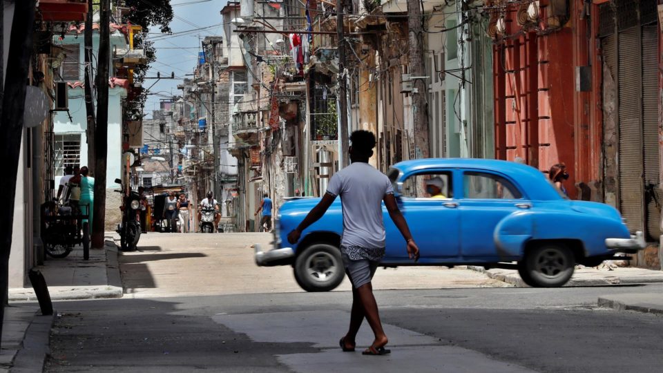 ONU condena prisões arbitrárias em Cuba e exige liberação de manifestantes Vista geral de uma rua tradicional da velha Havana, Cuba, em 15 de julho de 2021