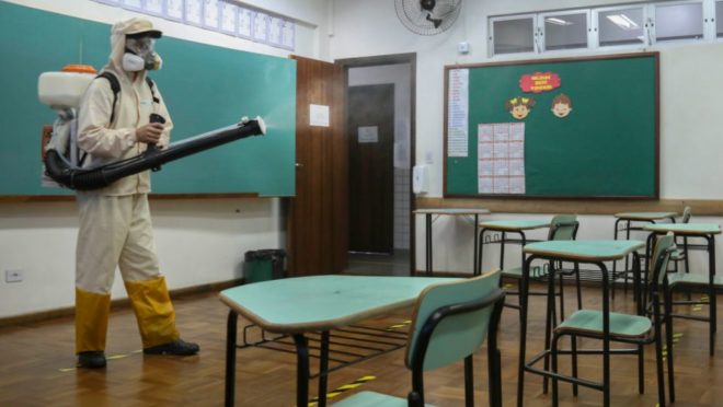 Volta às aulas nas escolas municipais de Curitiba será na segunda (19) - Vimarsana News