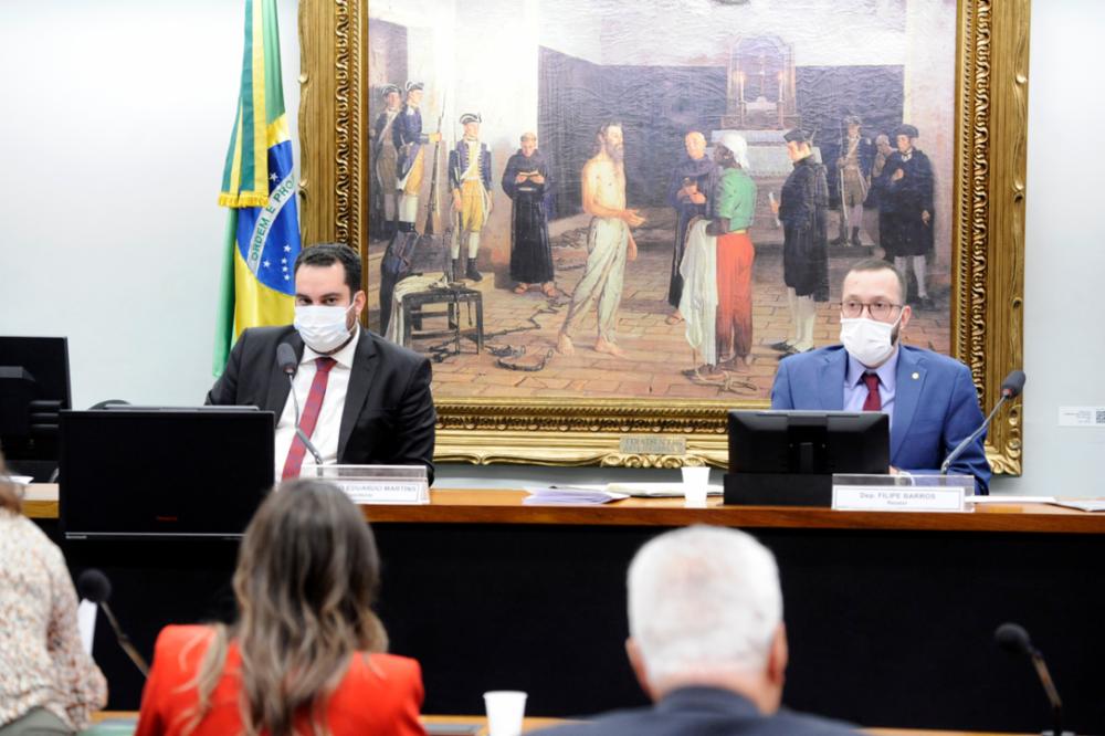 Presidente da comissão especial do voto impresso, Paulo Eduardo Martins (PSC-PR), e o relator da PEC Filipe Barros (PSL-PR).