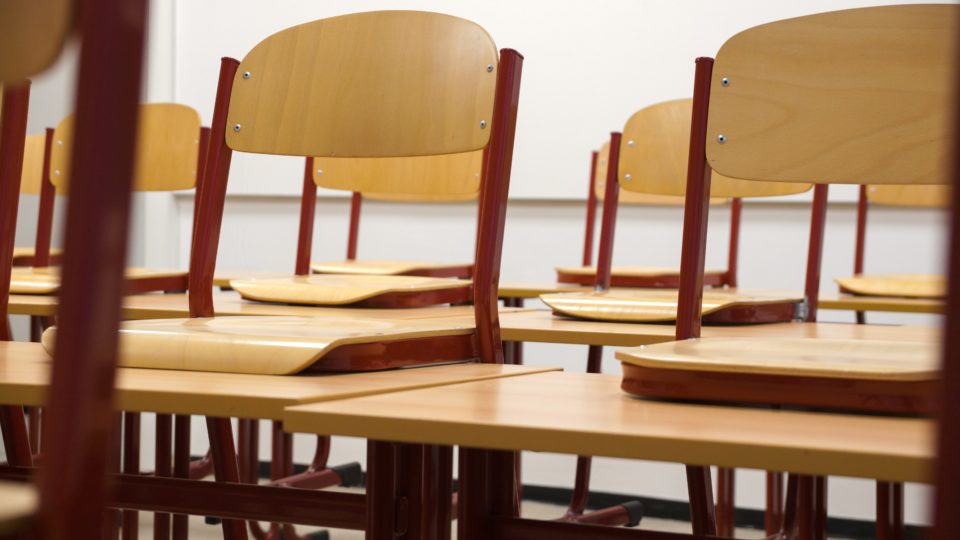 CNE recomenda fusão de anos letivos de 2021 e 2022 Devido à pandemia, maior parte das escolas passou o ano letivo de 2020 de portas fechadas.