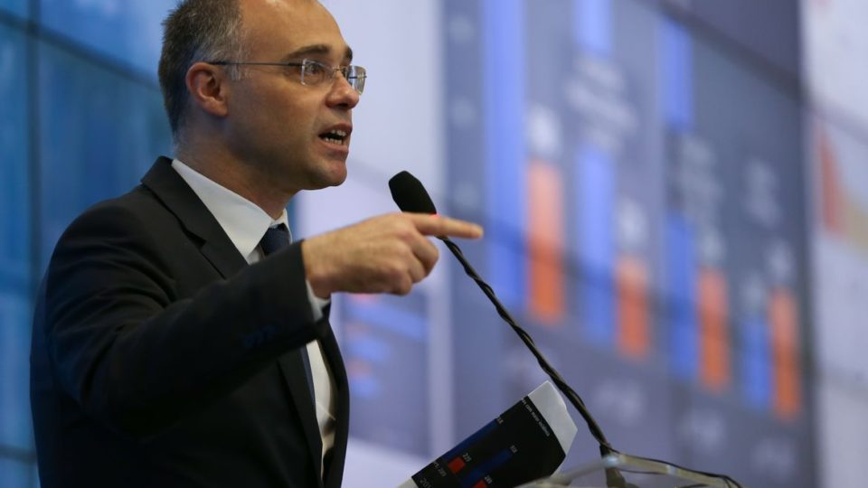 Entidades religiosas e juristas apoiam indicação de André Mendonça ao STF Em carta aberta, entidades ressaltam qualificações e repudiam as declarações preconceituosas dirigidas a André Mendonça