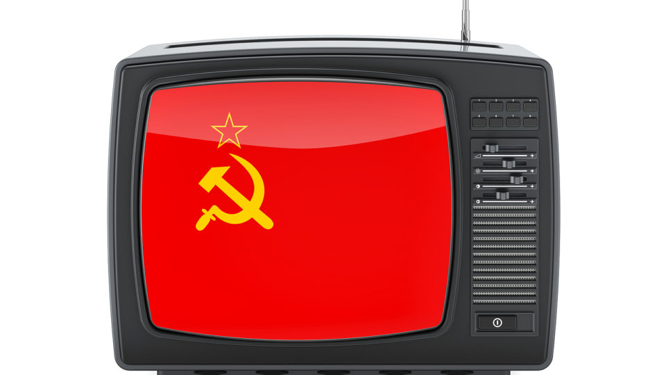 Como funcionava o Glavlit, o órgão de censura da União Soviética, que durou de 1922 a 1991 A Glavlit englobava diferentes órgãos que censuravam os vários meios de comunicação: a Gosteleradio controlava emissoras de rádio e TV.
