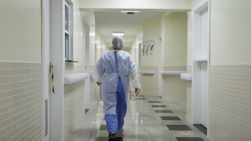 Boletim: Paraná ultrapassa 34 mil mortes pela Covid-19 Boletim: Paraná ultrapassa 34 mil mortes pela Covid-19