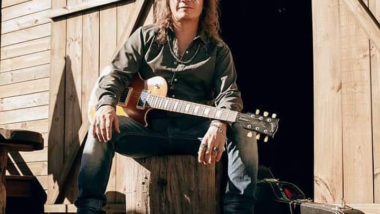 Eduardo Calegari: Covid silenciou precocemente talento da guitarra