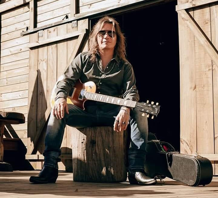 Eduardo Calegari: Covid silenciou precocemente talento da guitarra