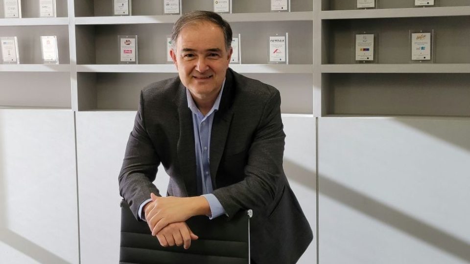 “Ou se reorganizam, ou vão sofrer”, diz especialista em fusões sobre hospitais do PR João Caetano Magalhães