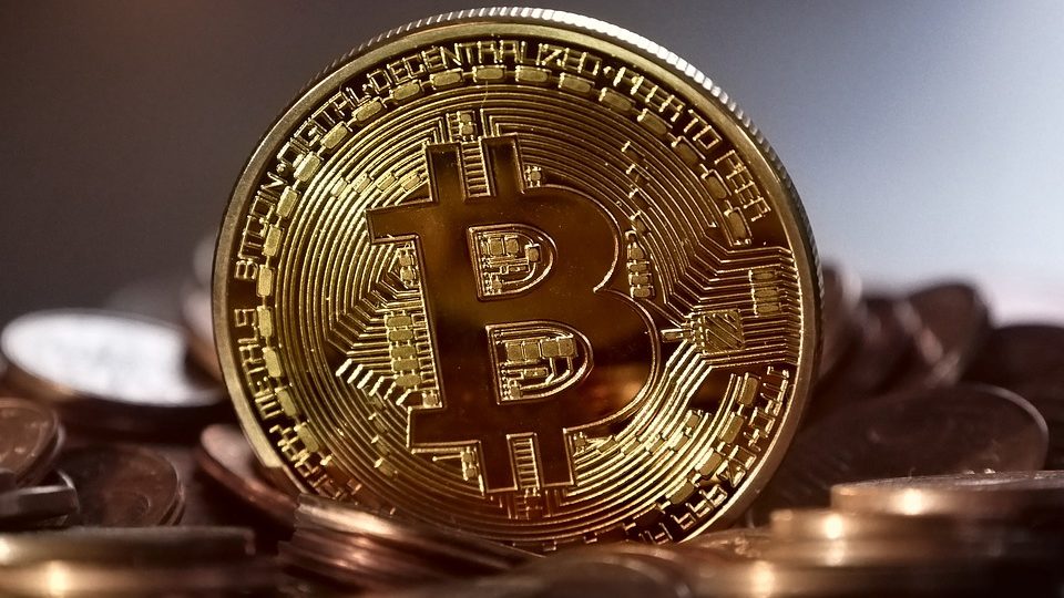 Por que Bitcoin? Por que Bitcoin?