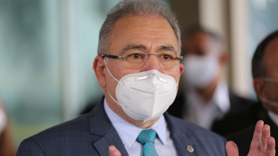 Queiroga revoga resolução do CNS sobre aborto e cirurgias transexualizadoras no SUS