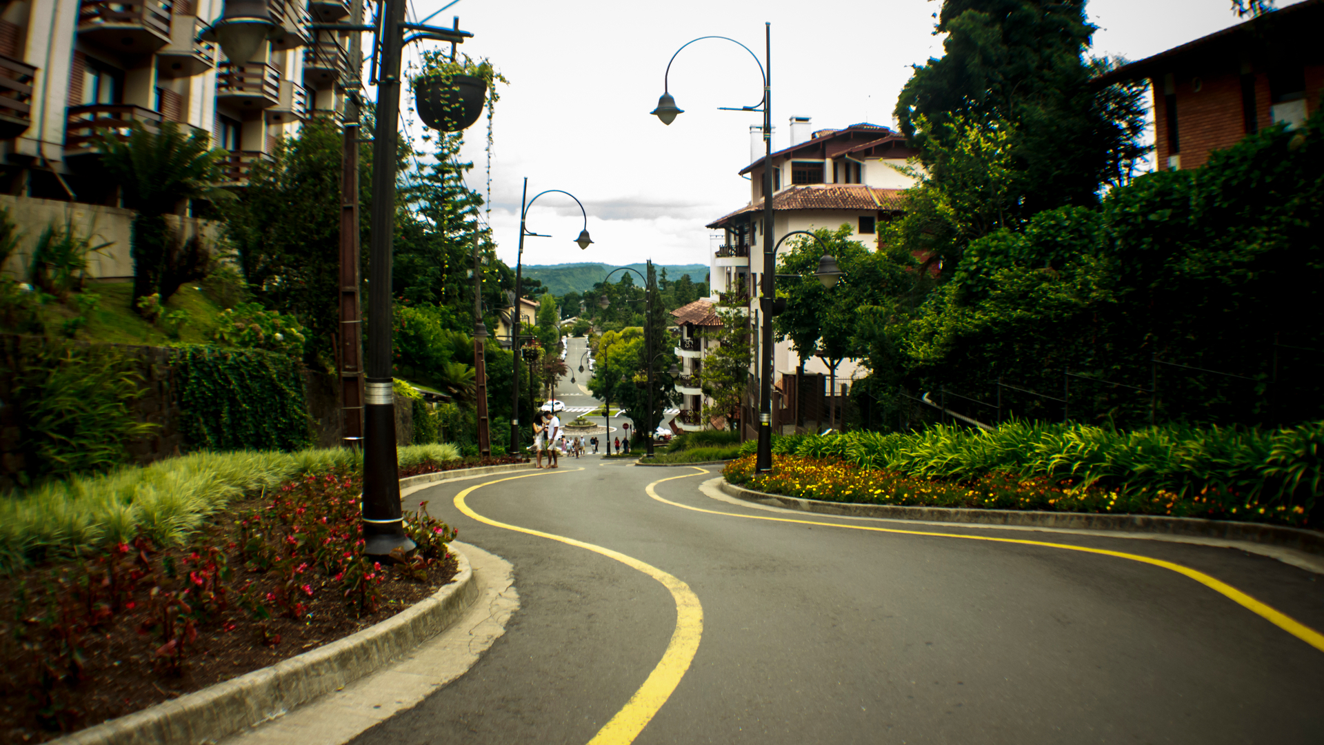 As opções de hospedagem em Gramado são diversas e cada bairro oferece uma experiência diferente