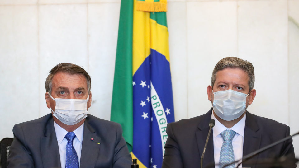 Governo contesta no STF pedido de prazo para Lira analisar impeachment voto impresso