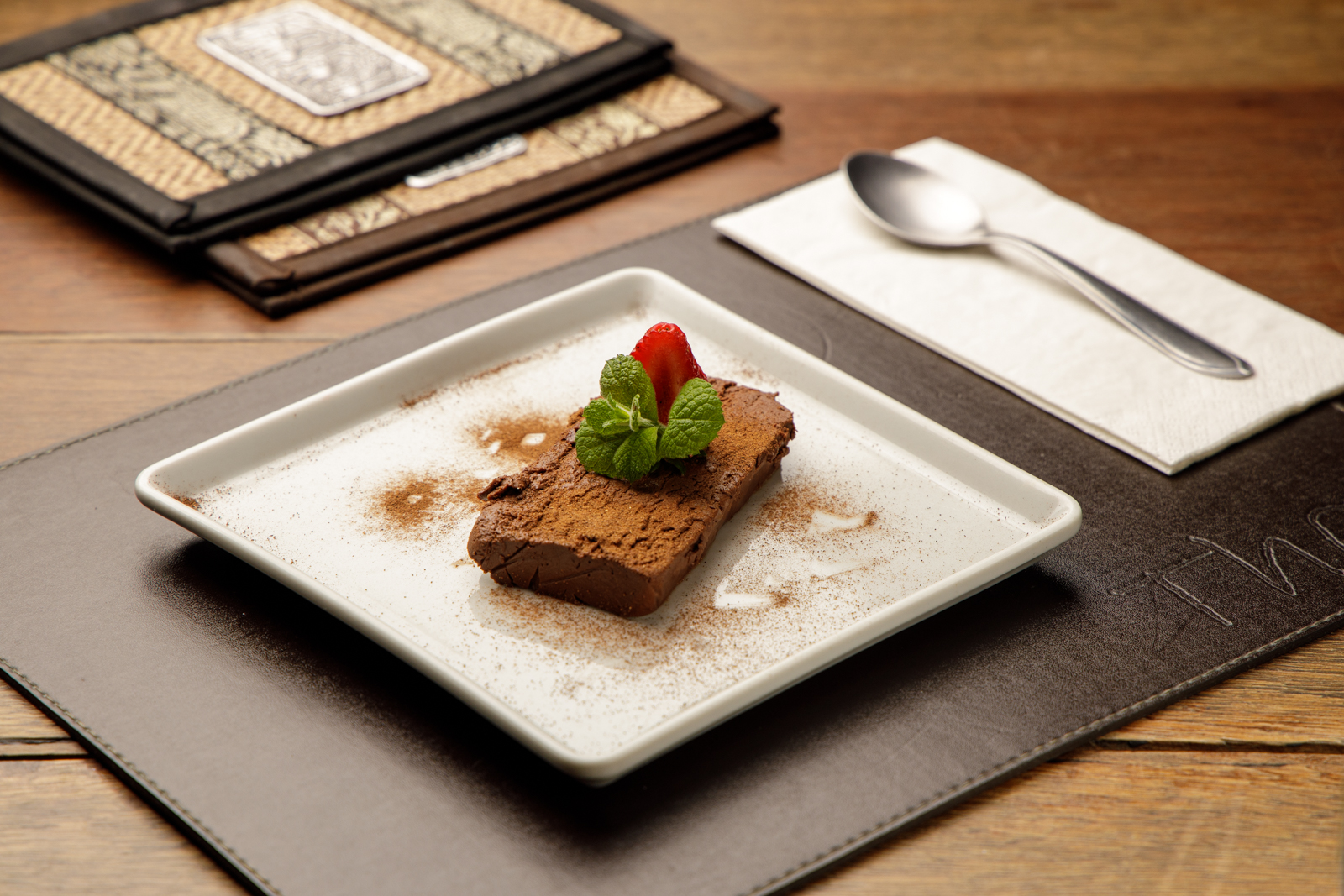 Mousse de chocolate, do Thai, servido no festival Bom Gourmet Mousse de chocolate, do Thai, servido no festival Bom Gourmet