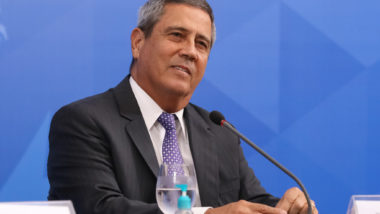 Braga Netto diz que indiciamento pela CPI da Covid é “um grande equívoco” Ministro da Defesa, general Walter Braga Netto.