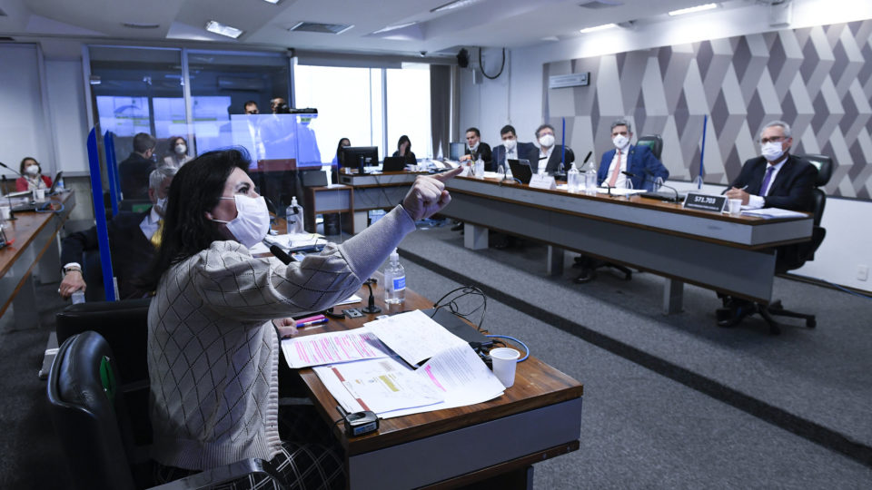 Dono da Precisa fica calado na CPI; senadores reafirmam suspeitas no contrato da Covaxin Reunião da CPI da Covid com Francisco Maximiano