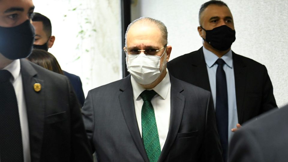 Augusto Aras a caminho da sabatina na CCJ