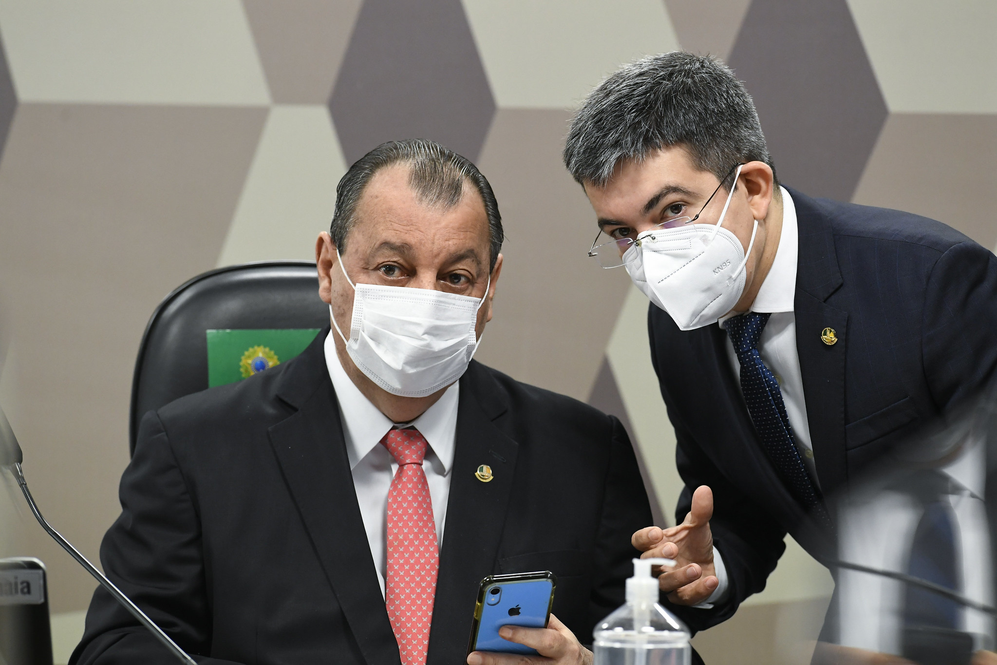 Presidente da CPI, Omar Aziz, e o vice, Randolfe Rodrigues