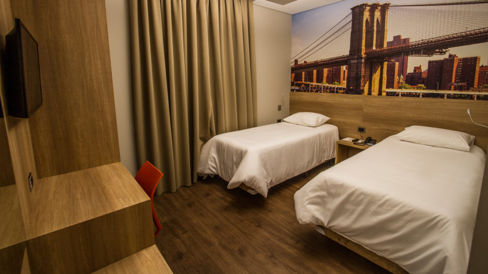 Quarto do Hotelog no posto Alpino IV.