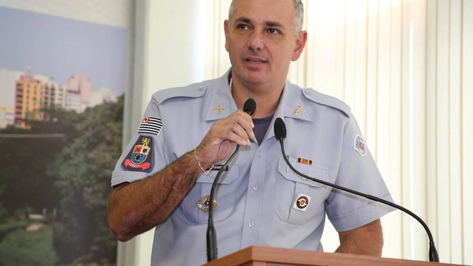 Atritos entre Bolsonaro e Doria geram crise na maior corporação de polícia militar do país Atritos entre Bolsonaro e Doria geram crise na maior corporação de polícia militar do país