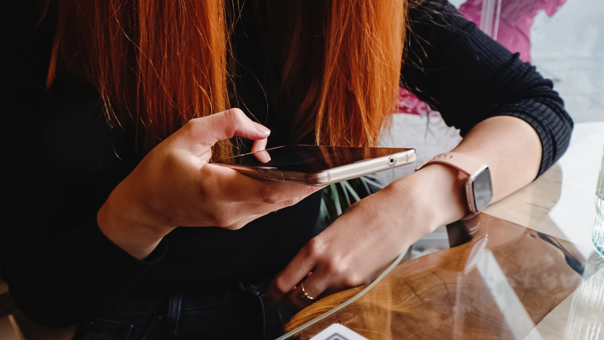 FastGet é uma plataforma que otimiza não apenas as entregas, mas também o serviço oferecido ao cliente que visita o restaurante ou praça de alimentação.