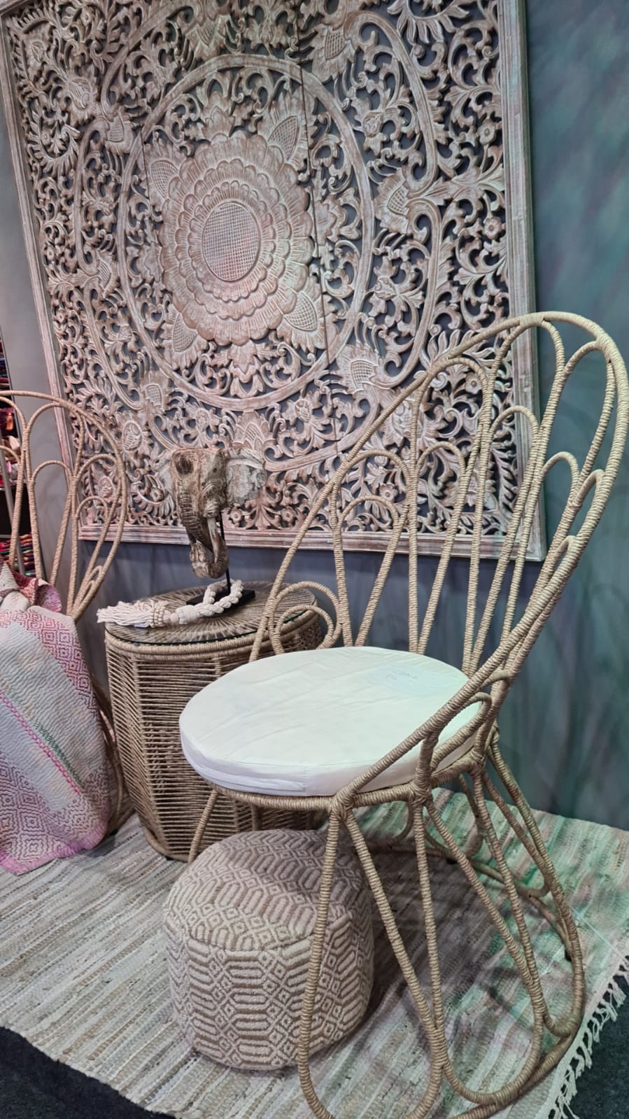Poltronas revestidas em cordas pela Yndu. Poltronas revestidas em cordas pela Yndu.