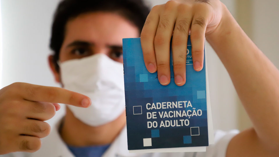 A vacina é a forma mais garantida de se proteger de doenças graves e suas complicações.